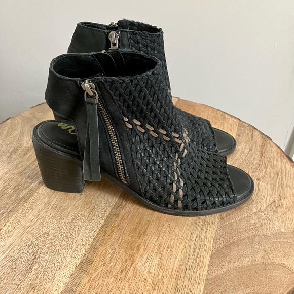 Sam Edelman Black/ Tan Woven Front Gladiator Sandal’s Size 8.5 - Picture 4 of 9